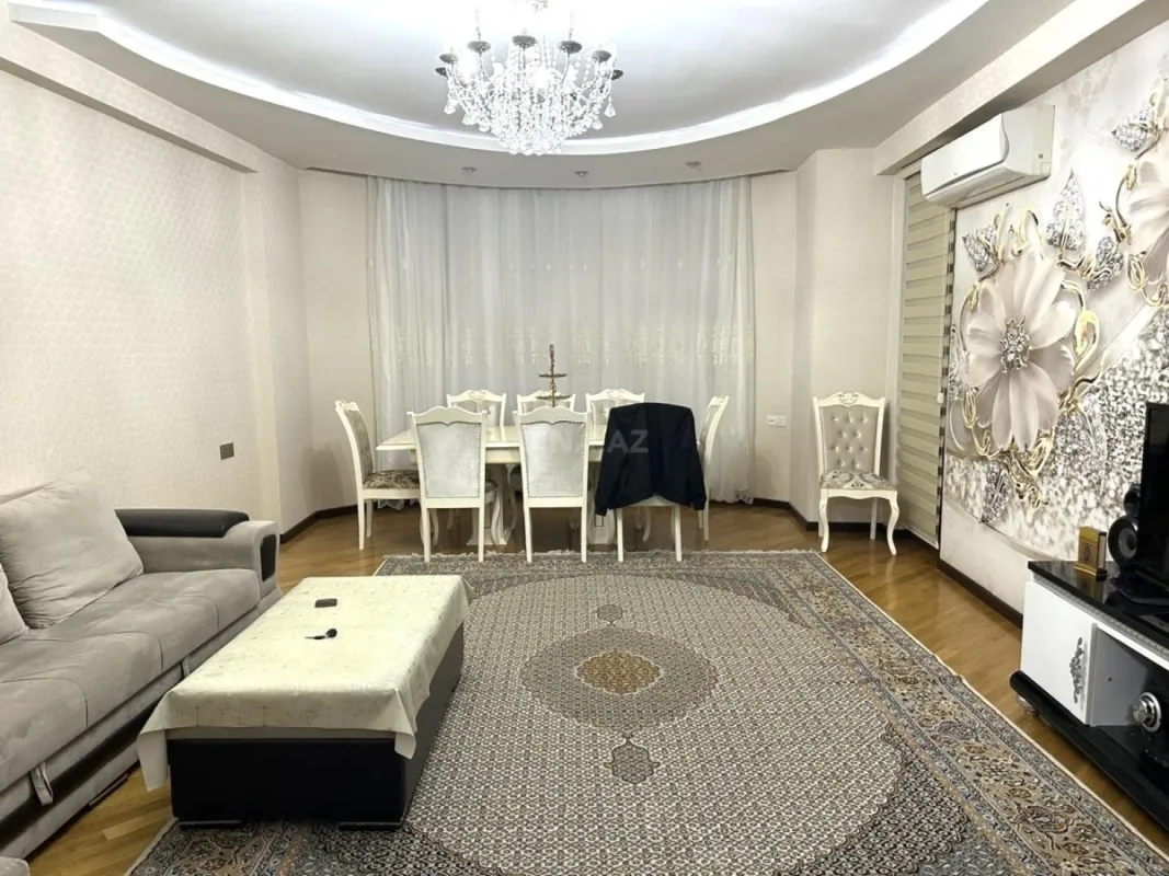 Kirayə verilir 3 otaqlı mənzil 110 m²