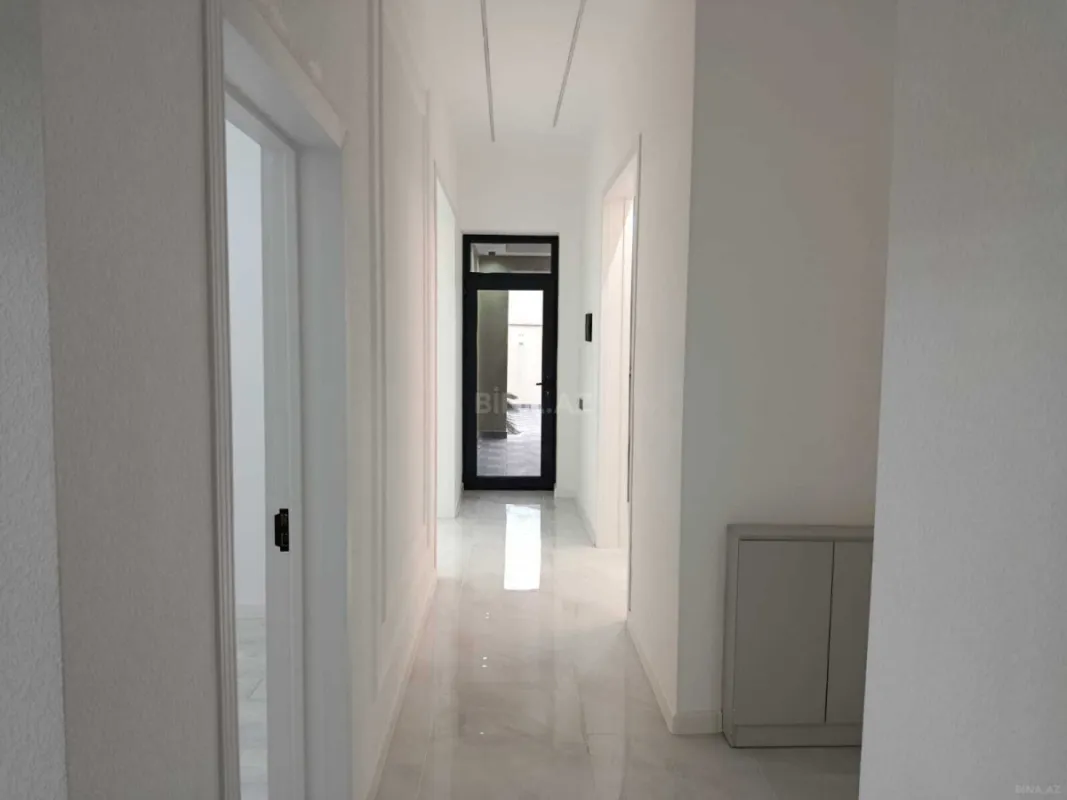 Satılır 4 otaqlı həyət evi 160 m²