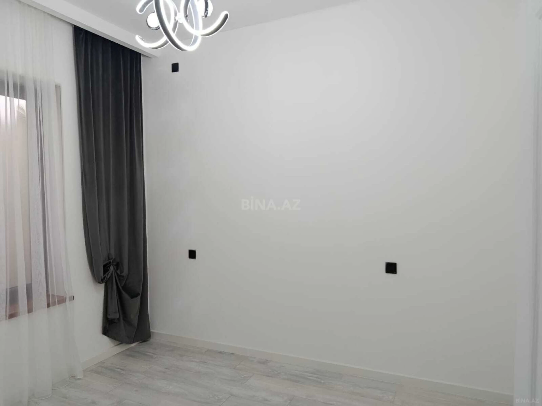 Satılır 4 otaqlı həyət evi 160 m²