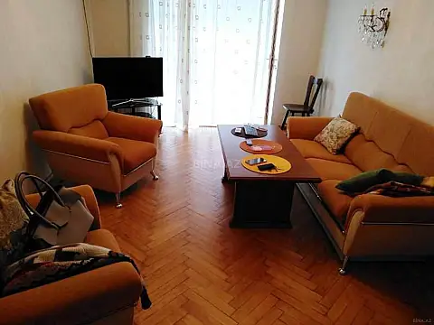 Satılır 3 otaqlı mənzil 85 m²