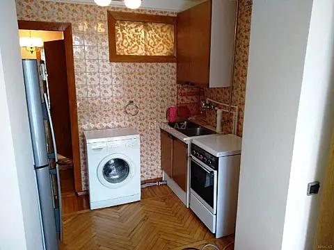 Satılır 3 otaqlı mənzil 85 m²