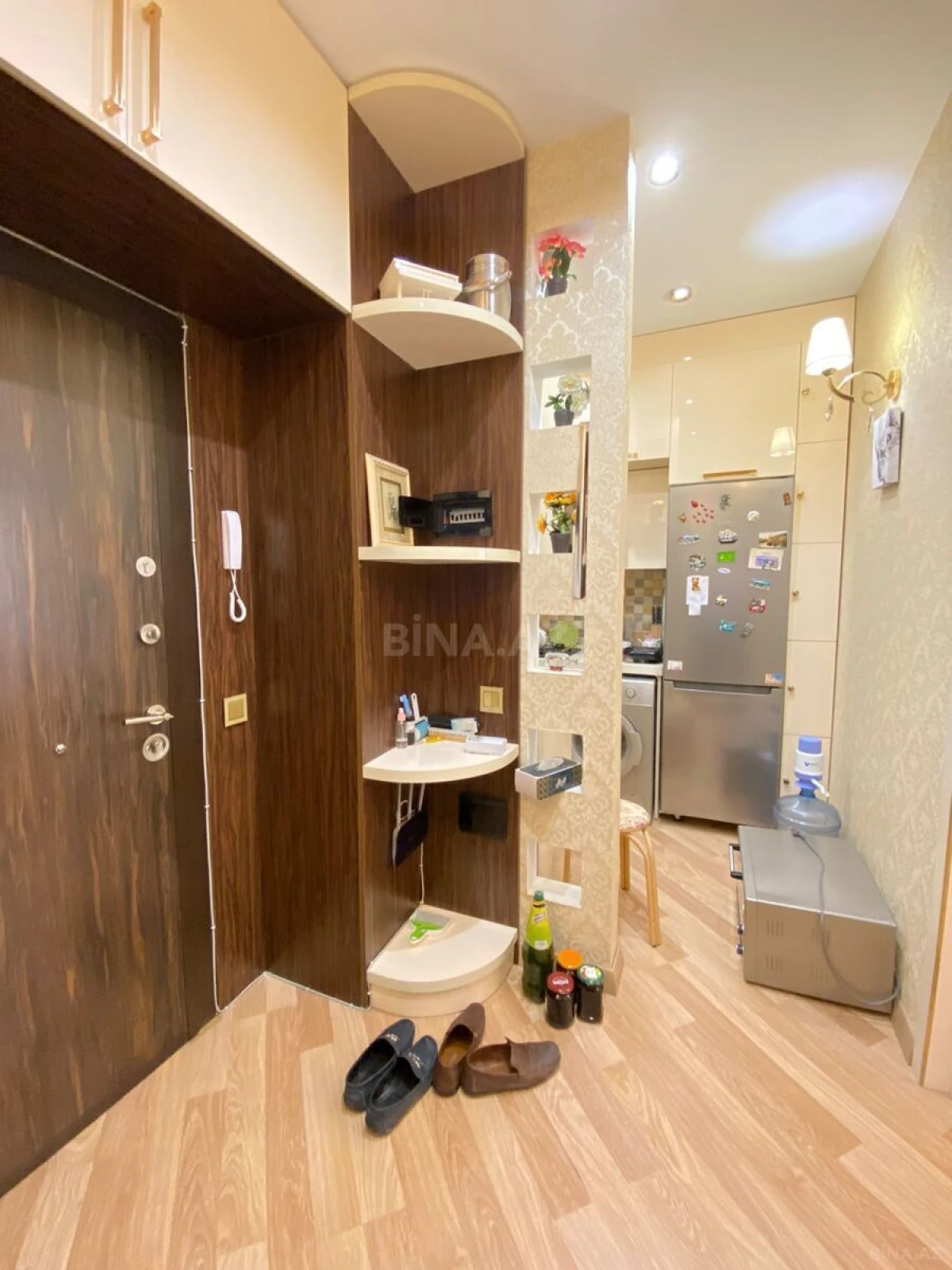 Kirayə verilir 2 otaqlı mənzil 60 m²