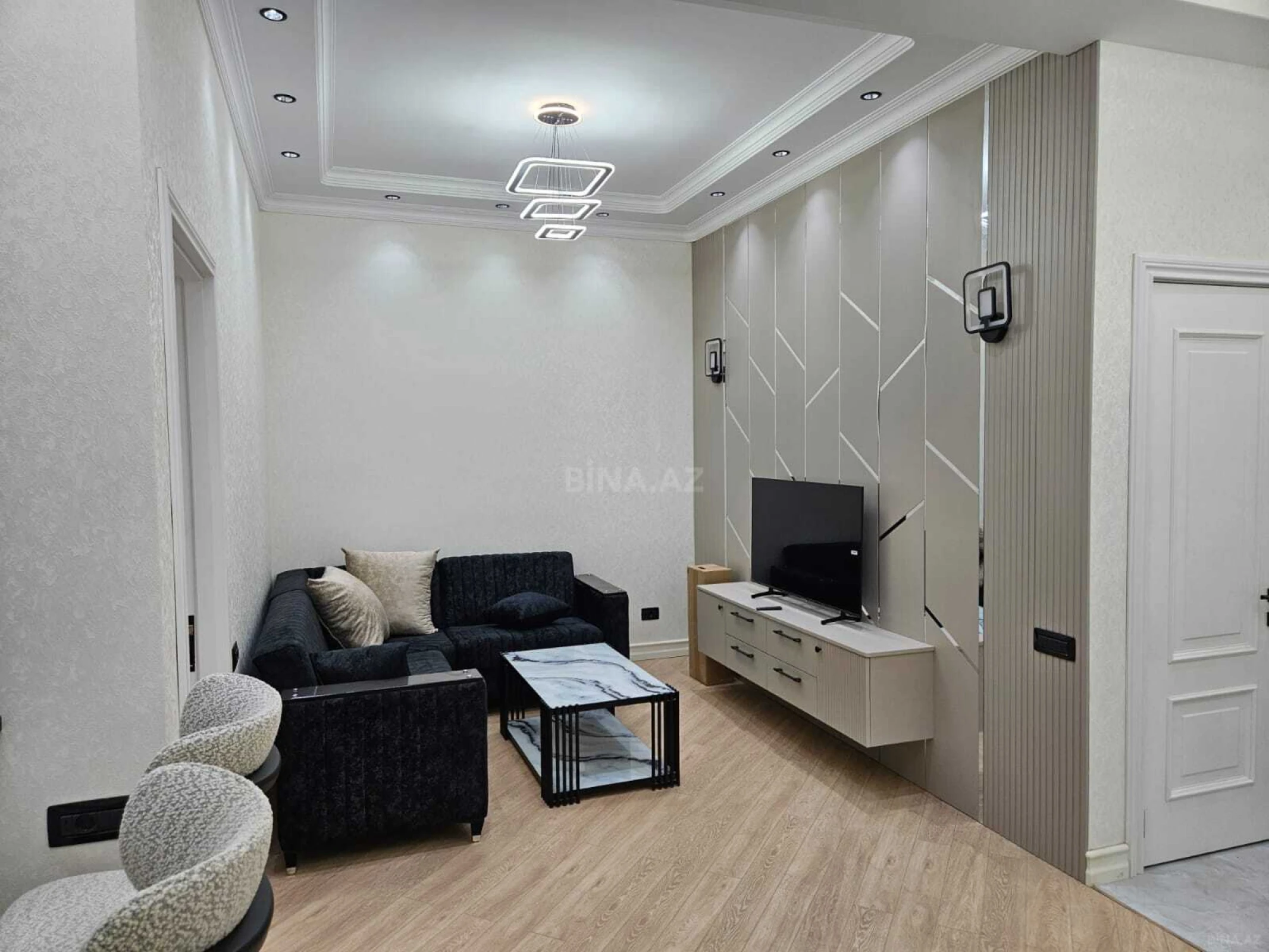 Kirayə verilir 2 otaqlı mənzil 55 m²
