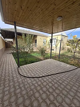 Satılır 4 otaqlı həyət evi 200 m²
