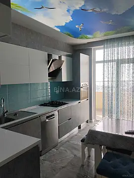 Kirayə verilir 4 otaqlı mənzil 130 m²