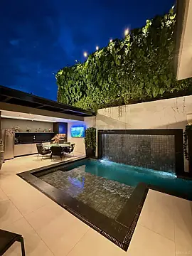 Kirayə verilir 4 otaqlı həyət evi 240 m²