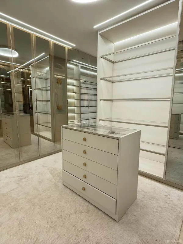 Kirayə verilir 4 otaqlı həyət evi 240 m²