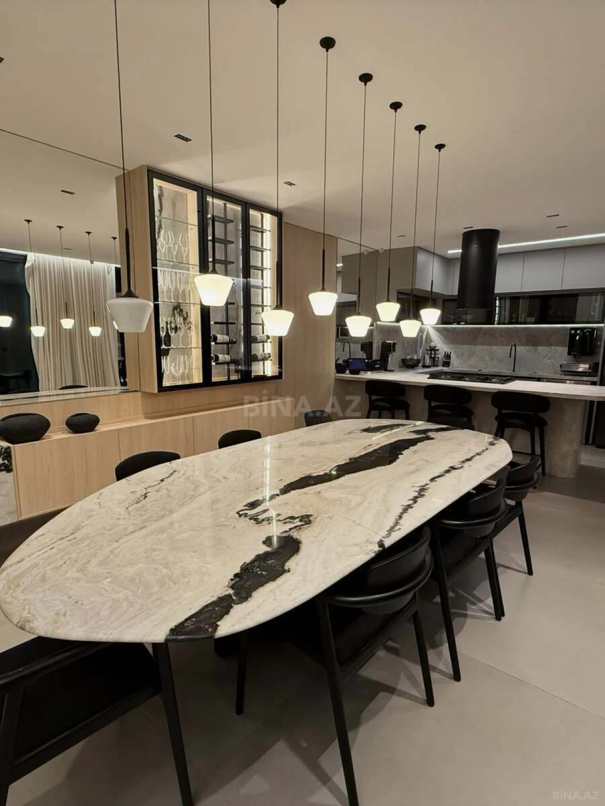 Kirayə verilir 4 otaqlı həyət evi 240 m²