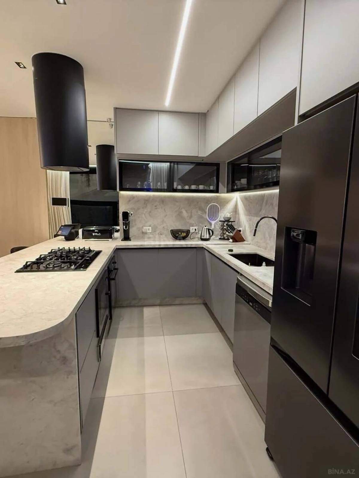 Kirayə verilir 4 otaqlı həyət evi 240 m²