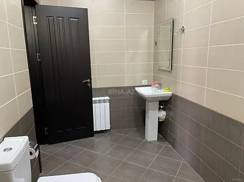 Kirayə verilir 5 otaqlı həyət evi 200 m²