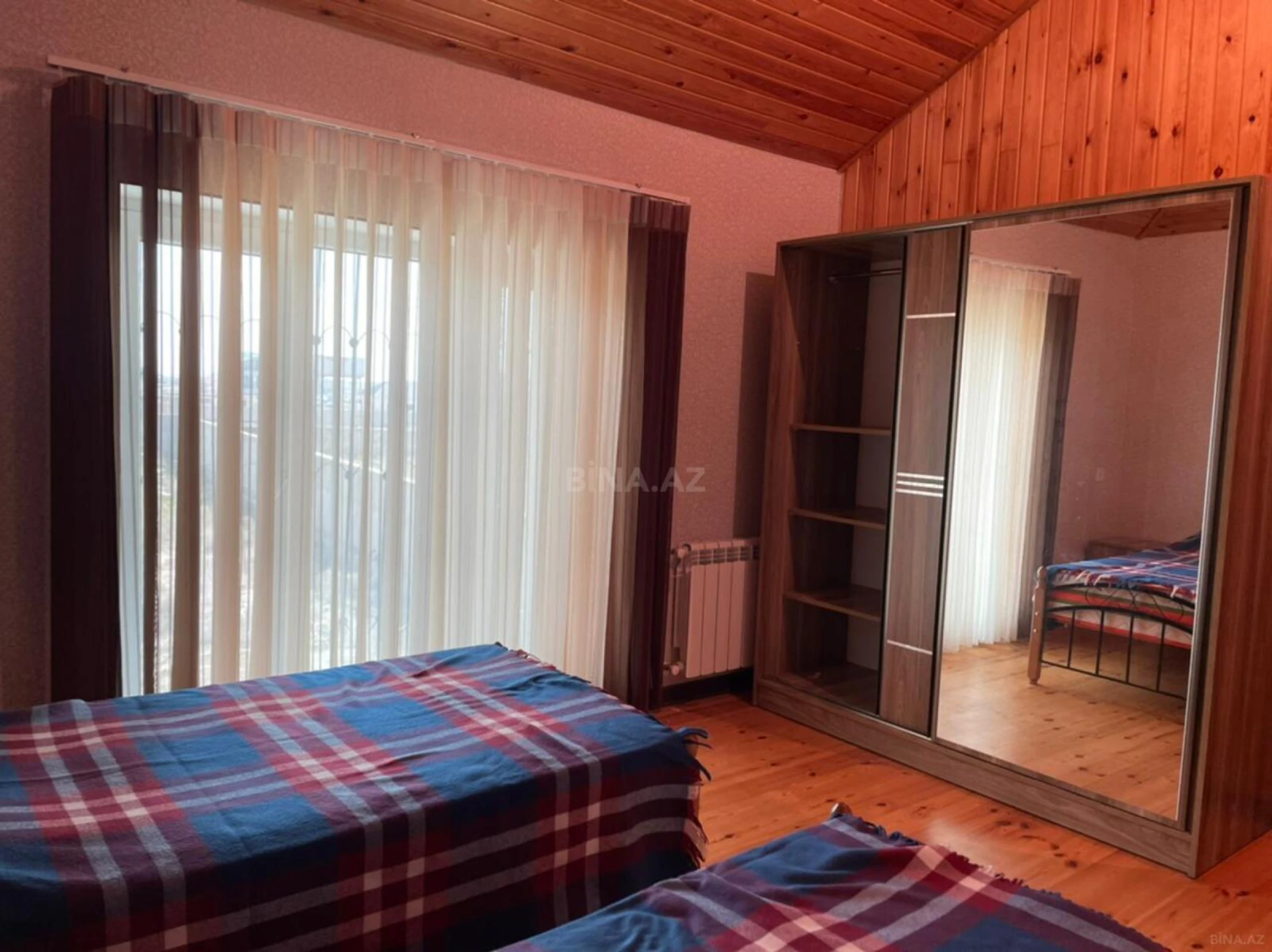 Kirayə verilir 5 otaqlı həyət evi 200 m²