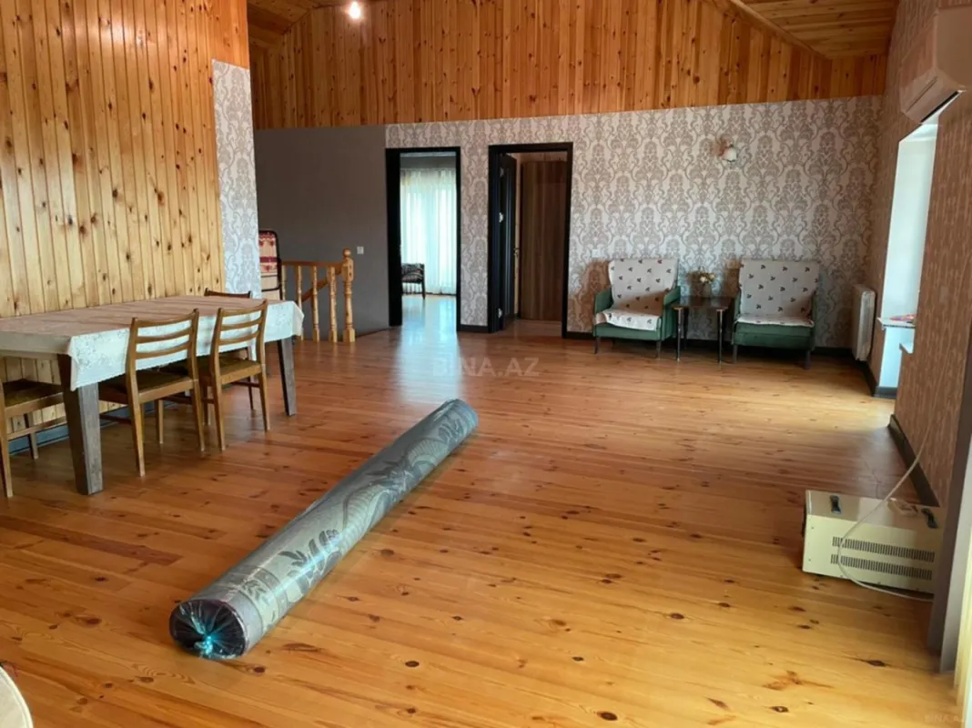 Kirayə verilir 5 otaqlı həyət evi 200 m²