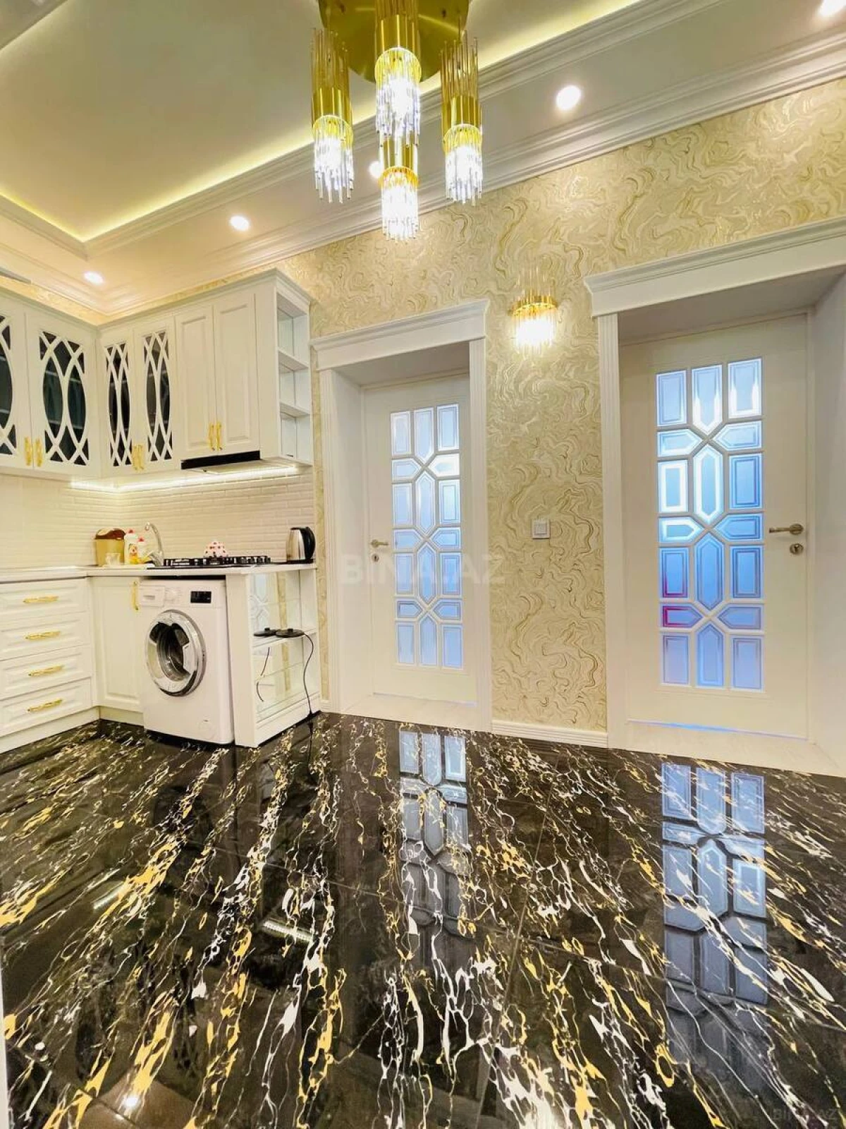 Kirayə verilir 2 otaqlı mənzil 70 m²