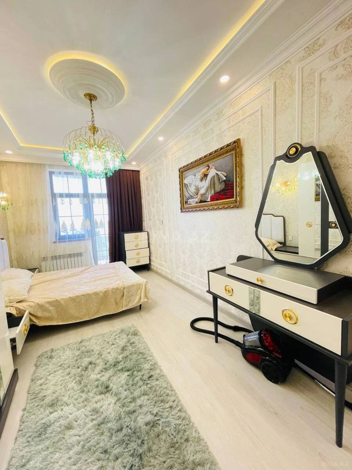 Kirayə verilir 2 otaqlı mənzil 70 m²