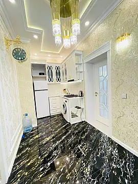 Kirayə verilir 2 otaqlı mənzil 70 m²