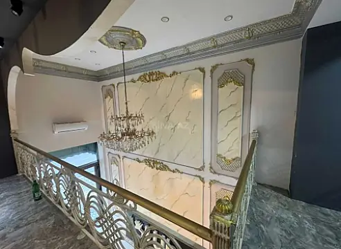 Kirayə verilir obyekt 240 m²