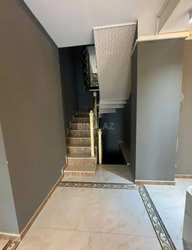 Kirayə verilir obyekt 240 m²