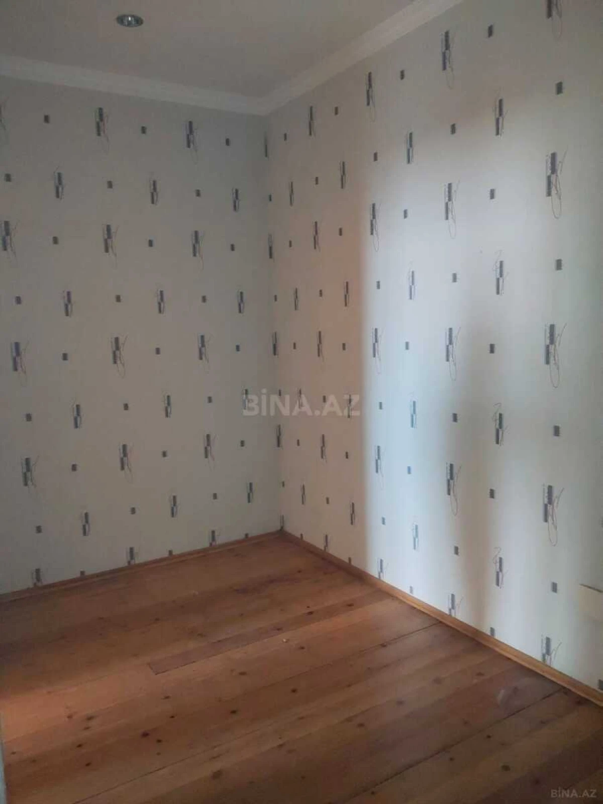 Satılır 2 otaqlı mənzil 62 m²