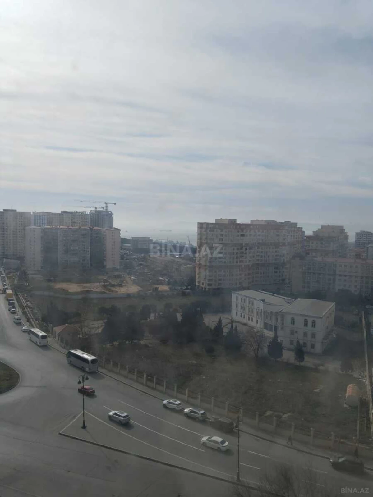 Satılır 2 otaqlı mənzil 62 m²