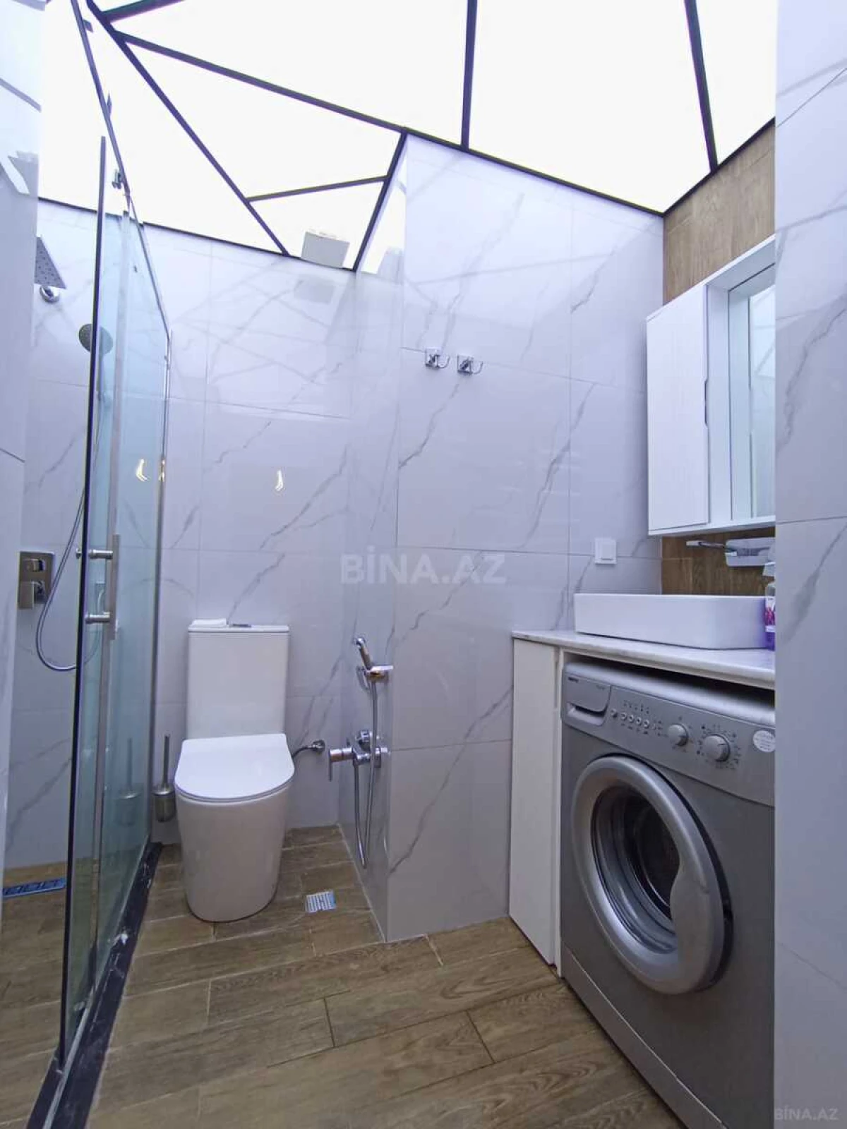 Kirayə verilir 3 otaqlı mənzil 78 m²