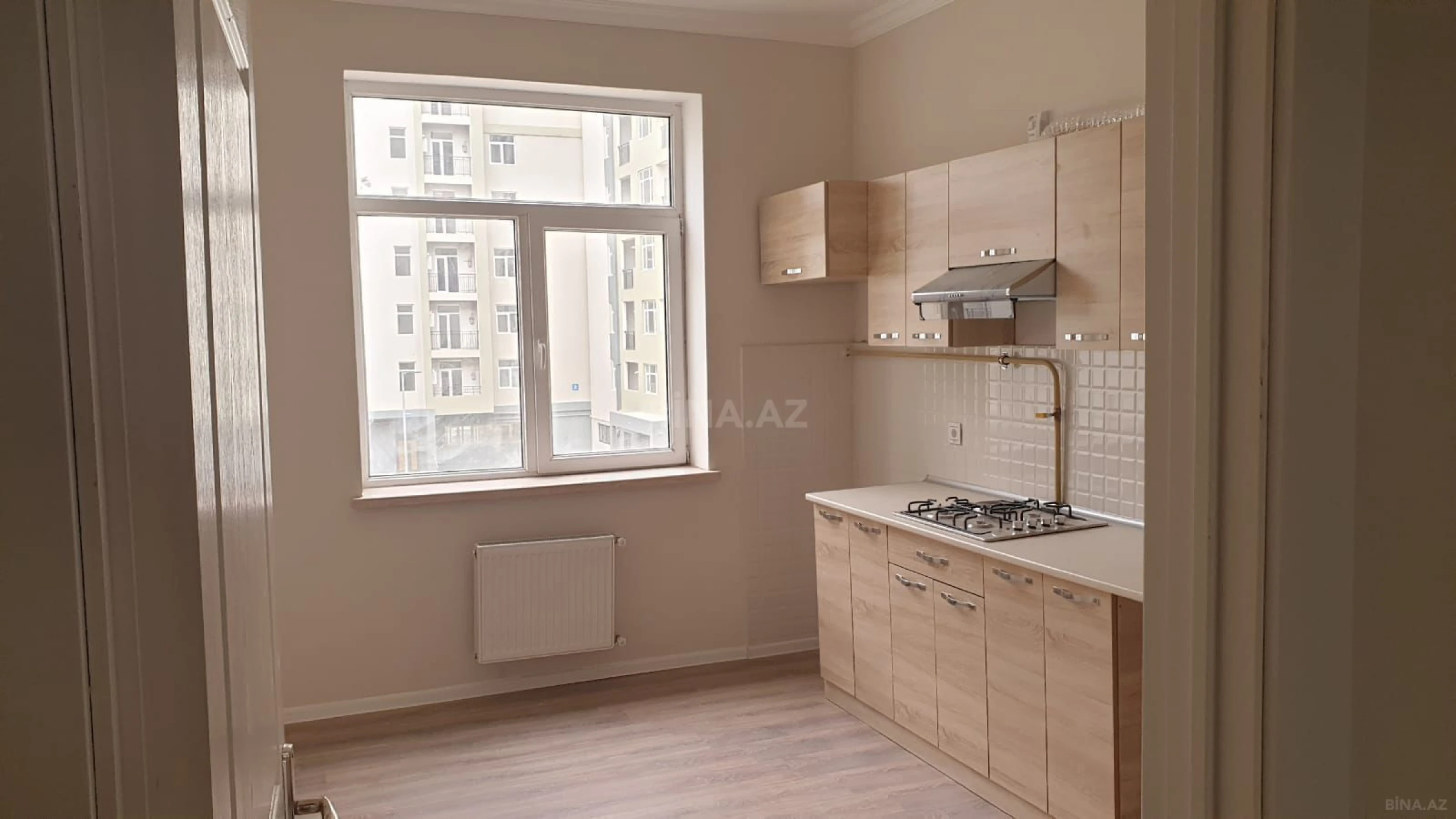 Satılır 4 otaqlı mənzil 110 m²