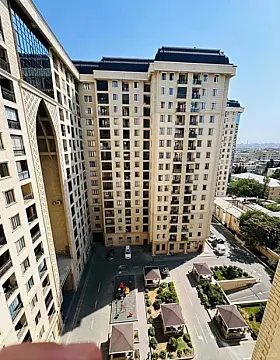 Kirayə verilir 2 otaqlı mənzil 90 m²