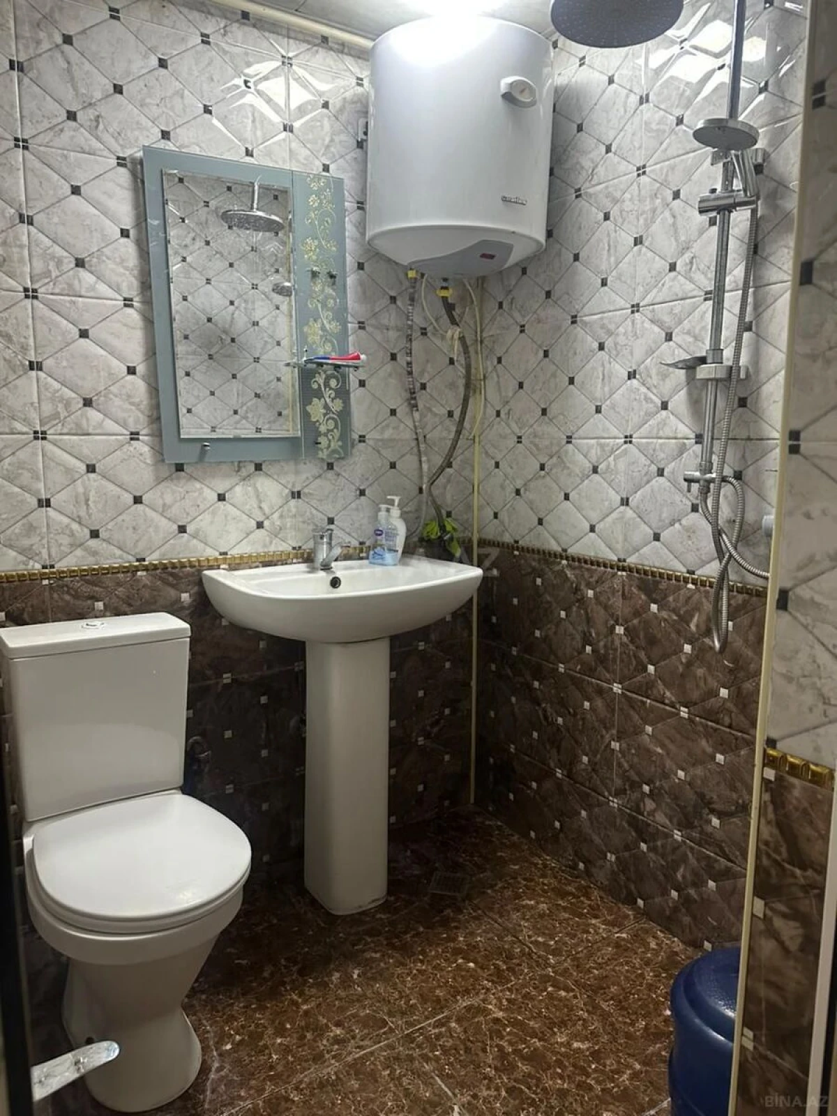 Kirayə verilir 1 otaqlı mənzil 55 m²