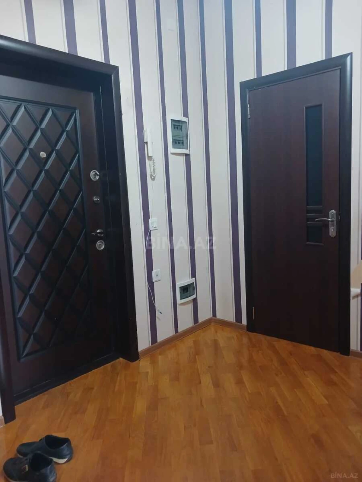 Kirayə verilir 3 otaqlı mənzil 118 m²