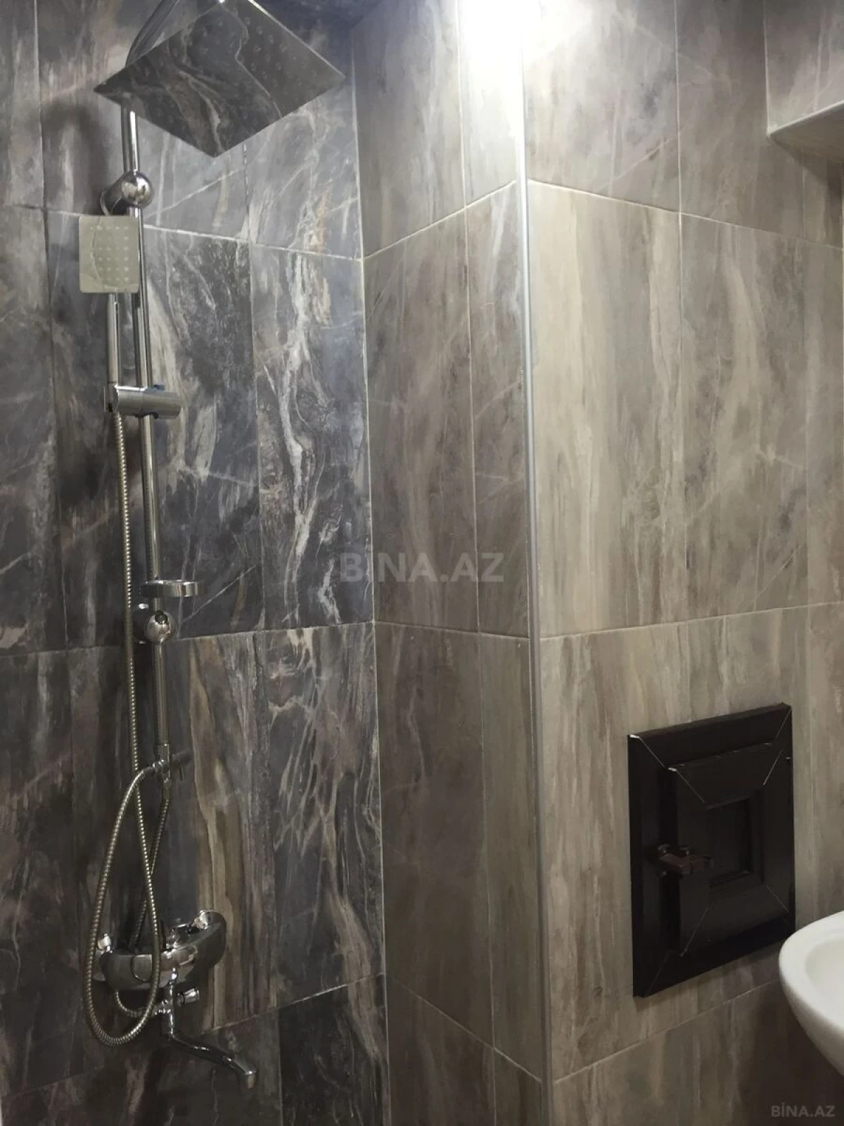 Kirayə verilir 2 otaqlı mənzil 55 m²