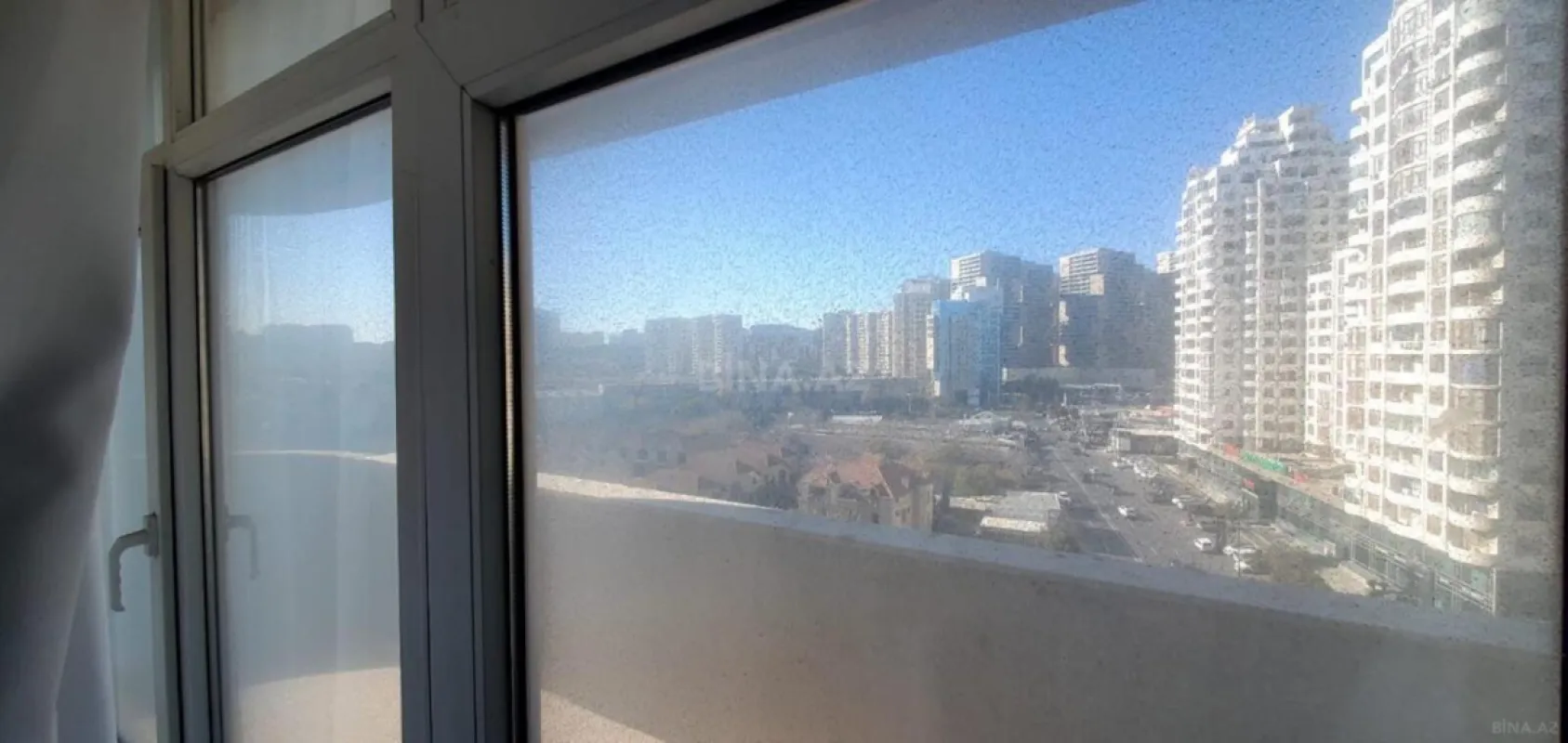 Satılır 3 otaqlı mənzil 217 m²