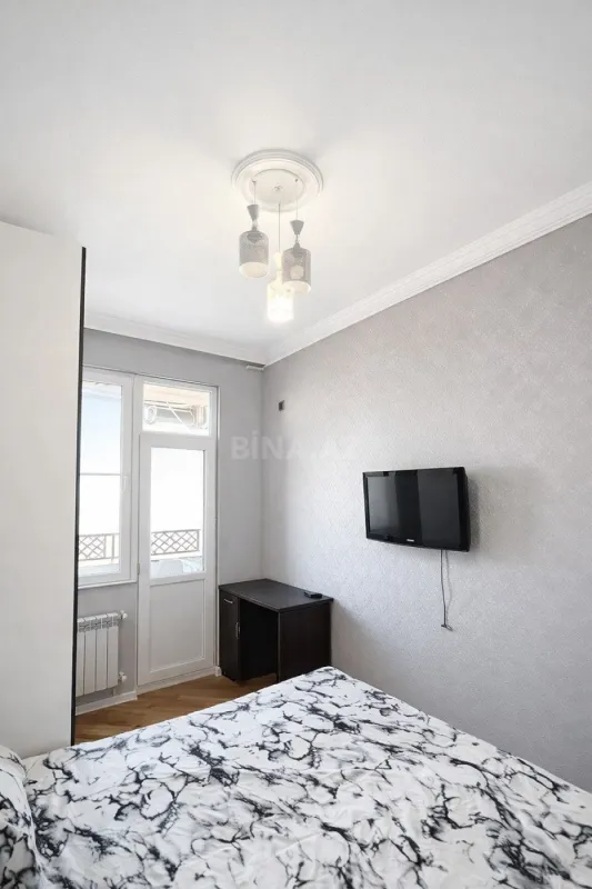 Satılır 2 otaqlı mənzil 52 m²