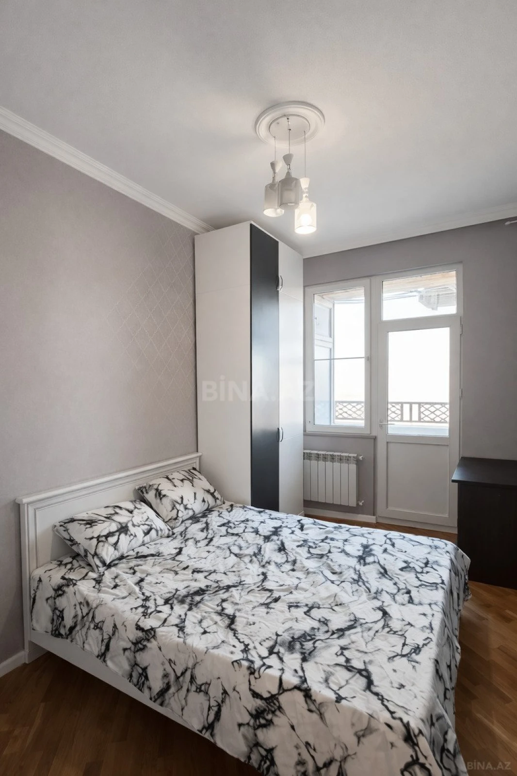 Satılır 2 otaqlı mənzil 52 m²