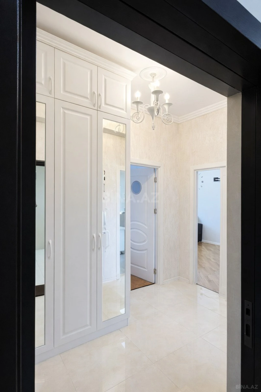 Satılır 2 otaqlı mənzil 52 m²