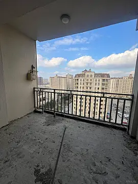 Satılır 3 otaqlı mənzil 171 m²