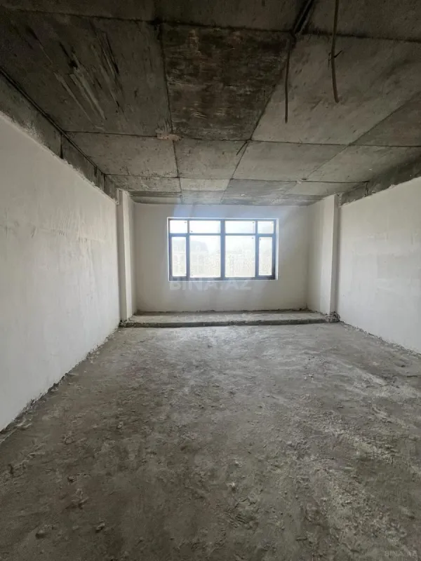 Satılır 3 otaqlı mənzil 171 m²