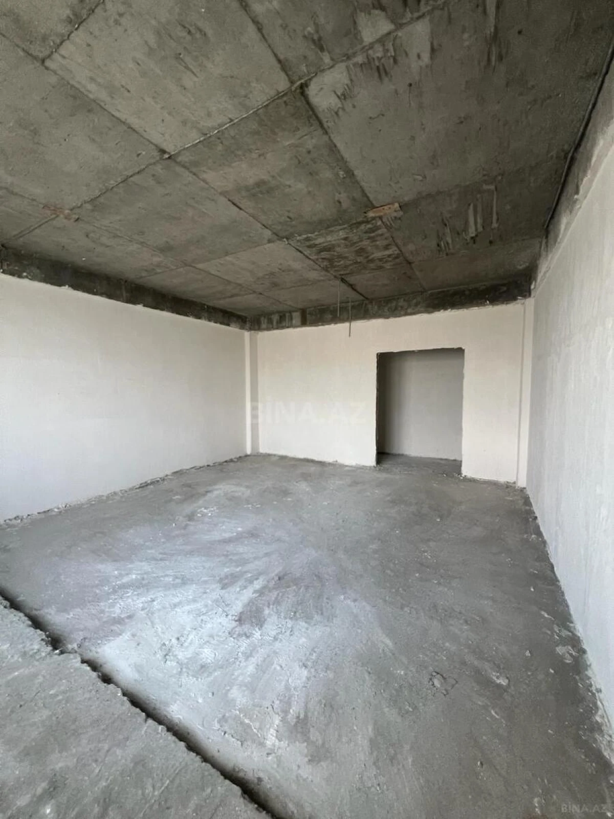 Satılır 3 otaqlı mənzil 171 m²