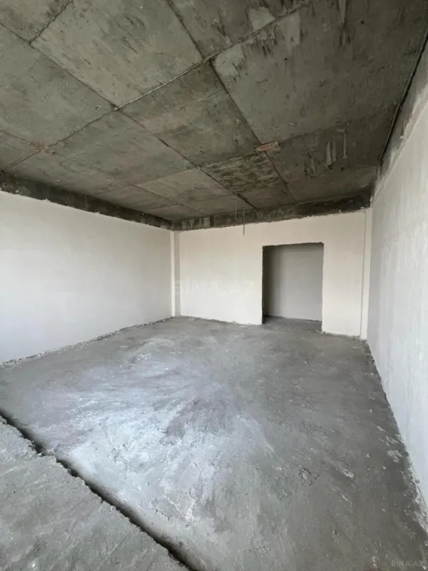 Satılır 3 otaqlı mənzil 171 m²