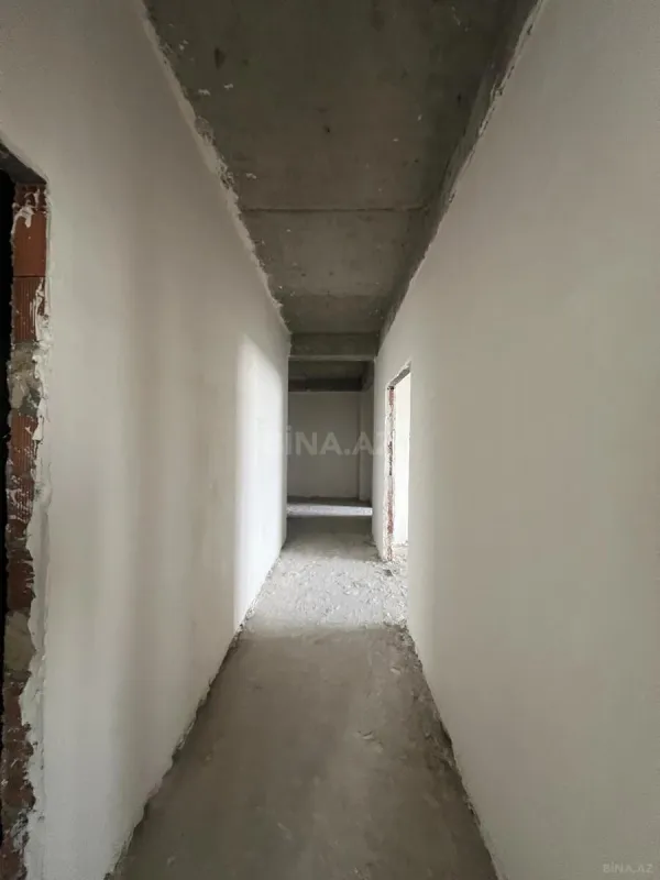 Satılır 3 otaqlı mənzil 171 m²