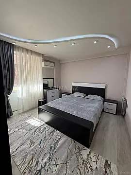 Satılır 3 otaqlı mənzil 112 m²