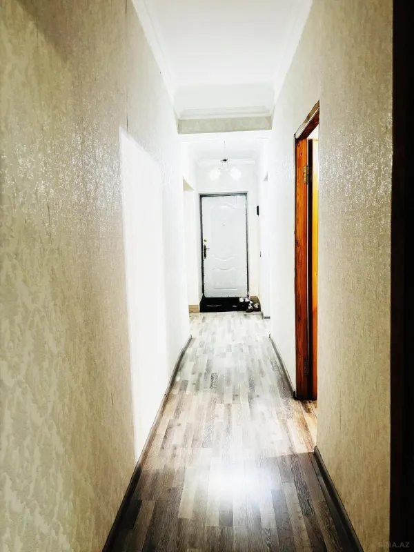 Satılır 4 otaqlı mənzil 99 m²