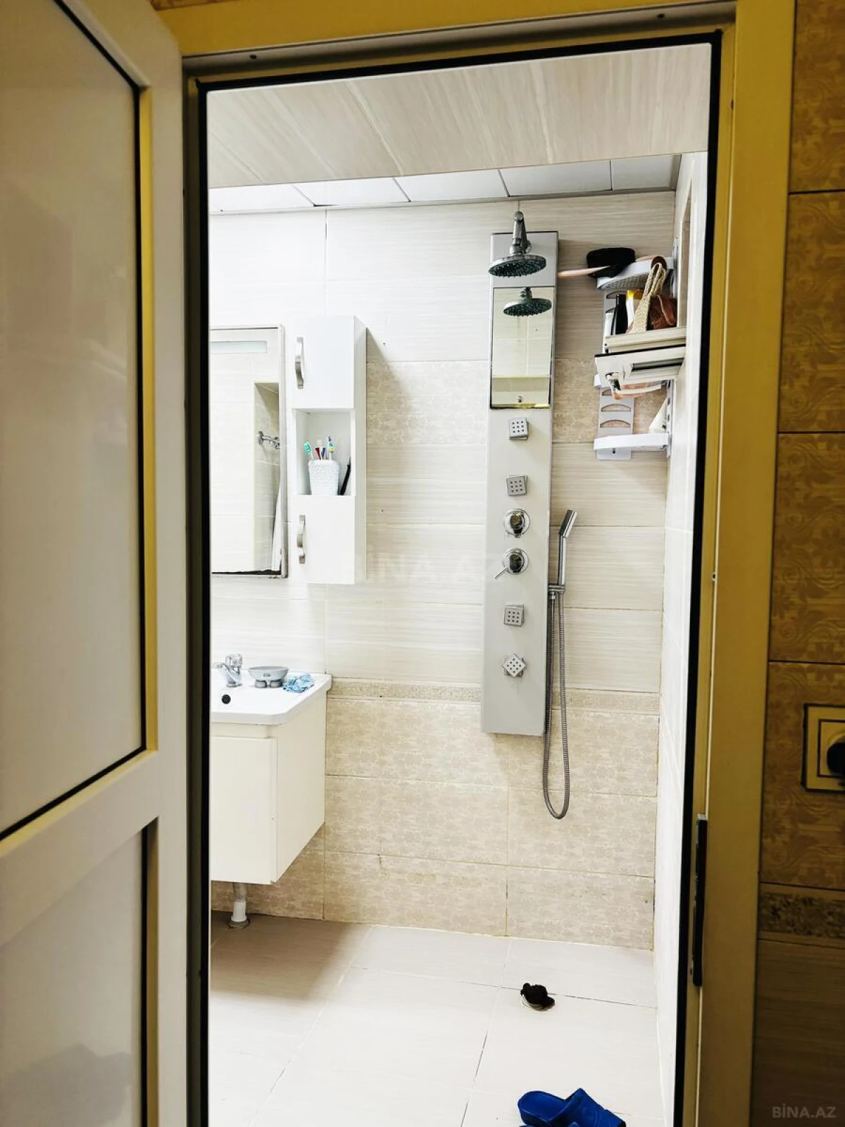 Satılır 4 otaqlı mənzil 99 m²