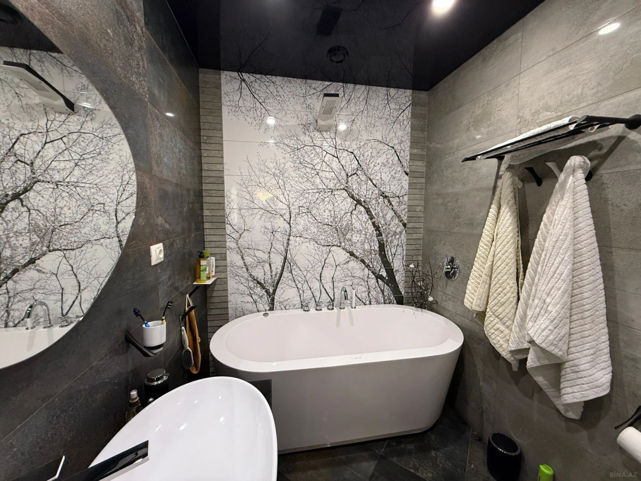 Kirayə verilir 4 otaqlı mənzil 160 m²