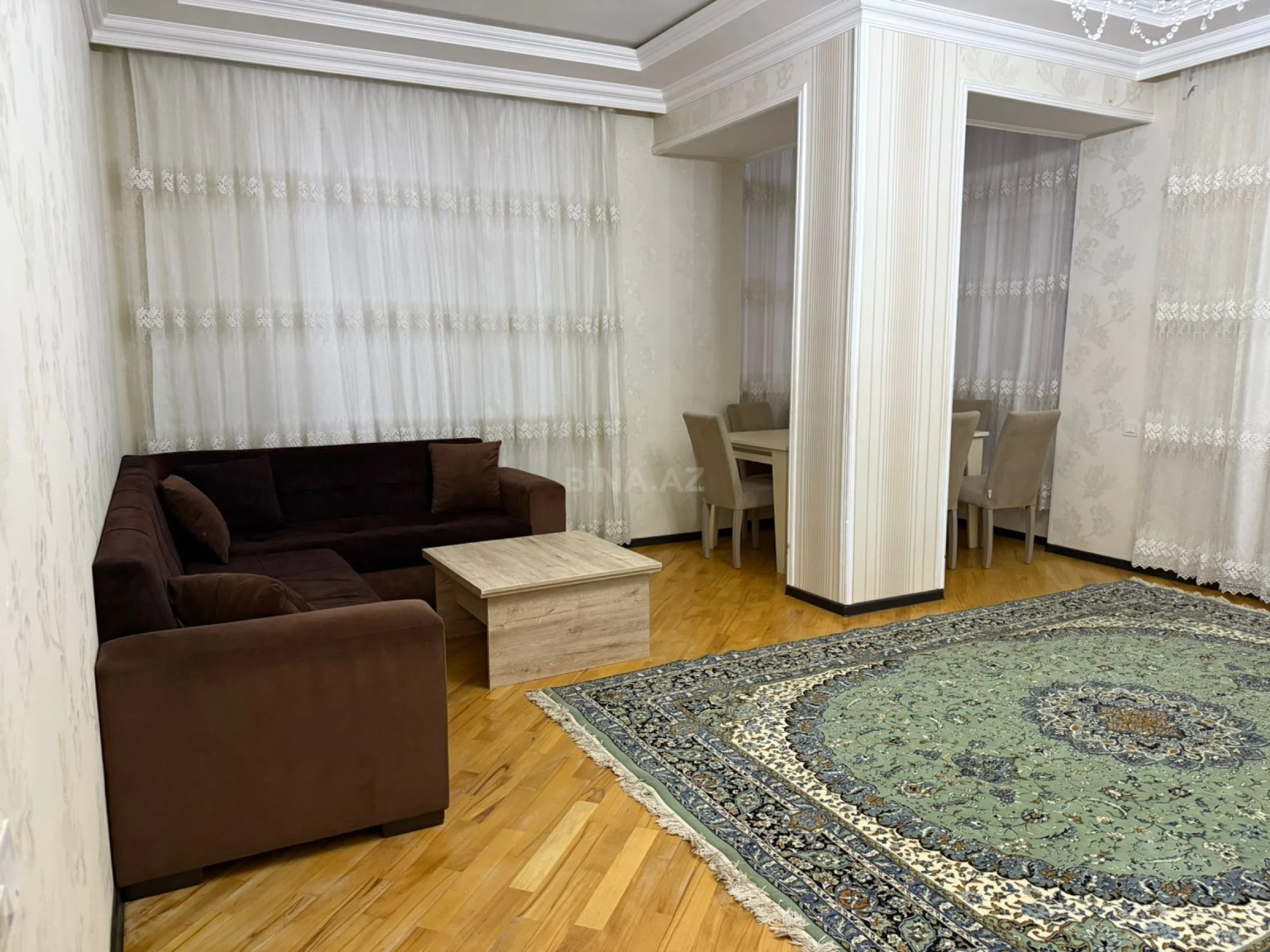 Kirayə verilir 3 otaqlı mənzil 125 m²