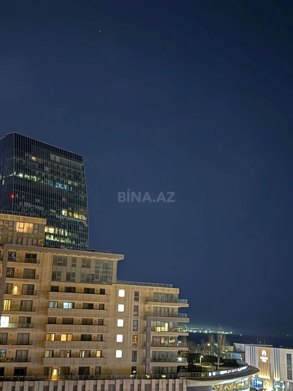 Kirayə verilir 2 otaqlı mənzil 52 m²