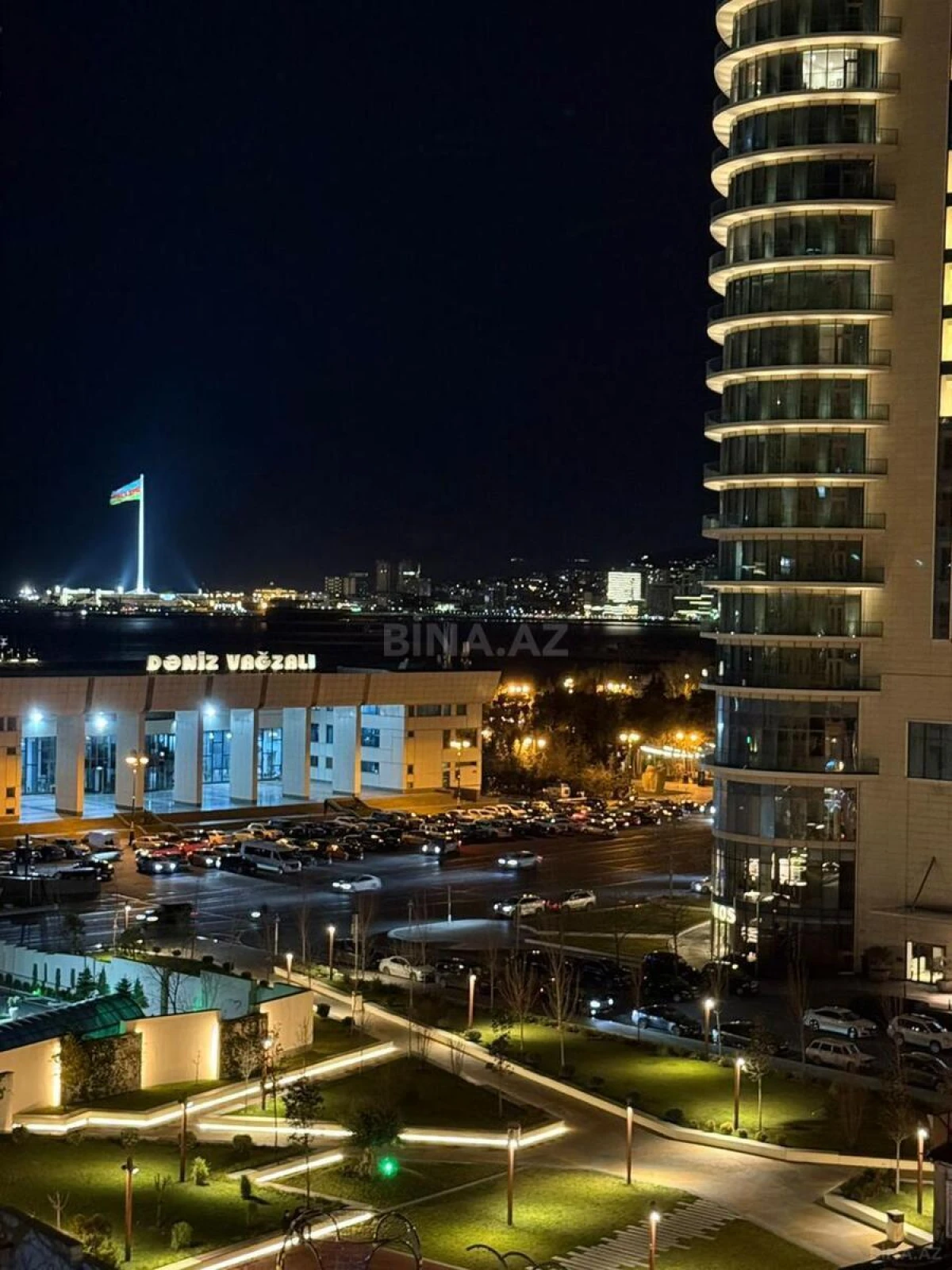 Kirayə verilir 2 otaqlı mənzil 52 m²