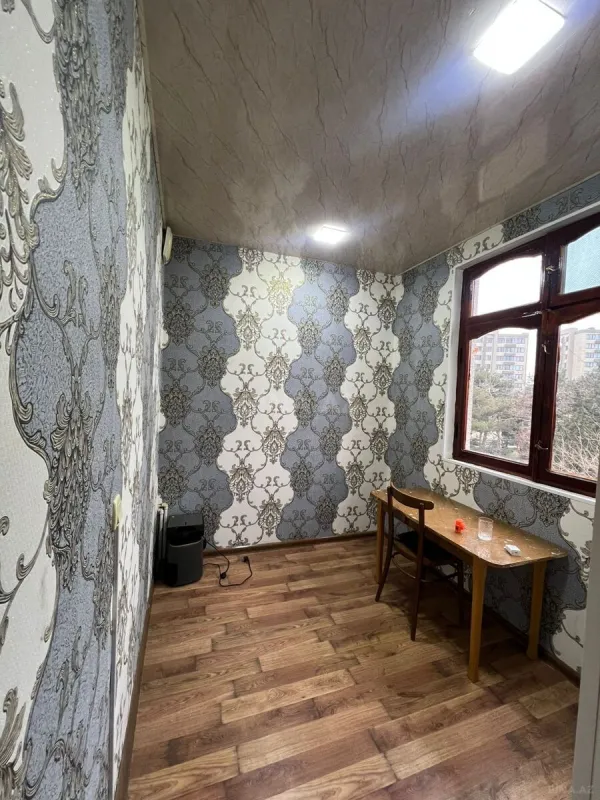 Satılır 3 otaqlı mənzil 55 m²