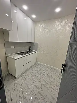 Kirayə verilir 4 otaqlı ofis 250 m²