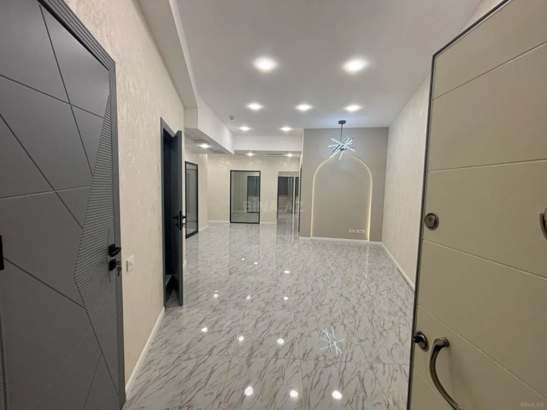 Kirayə verilir 4 otaqlı ofis 250 m²