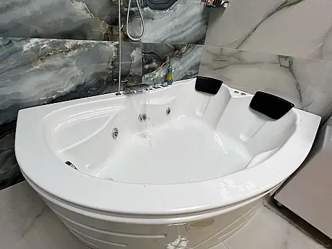 Kirayə verilir 3 otaqlı mənzil 97 m²