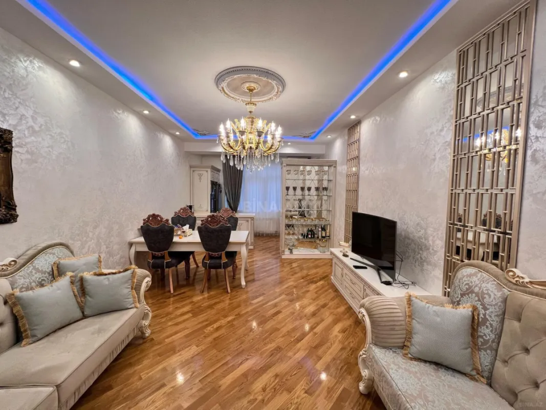 Kirayə verilir 3 otaqlı mənzil 97 m²